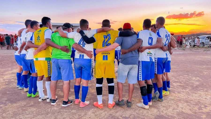 Jogadores reunidos