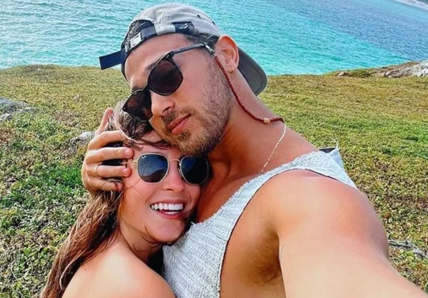 Larissa Manoela e André Frambach