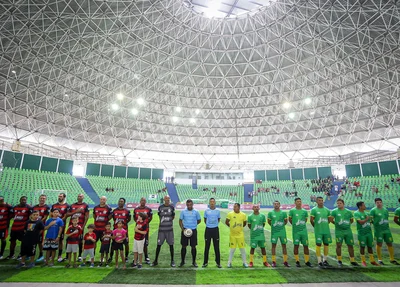 Lendas do Flamengo enfrentaram o Piauí na reabertura do Ginásio Verdão