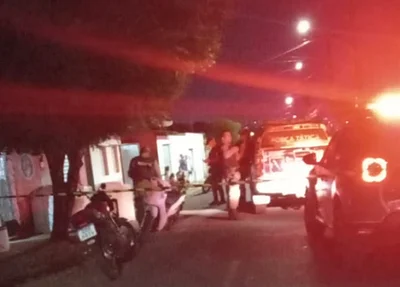 Local onde jovem foi executado a tiros na noite da sexta-feira, 25 de agosto de 2023, no bairro Água Mineral