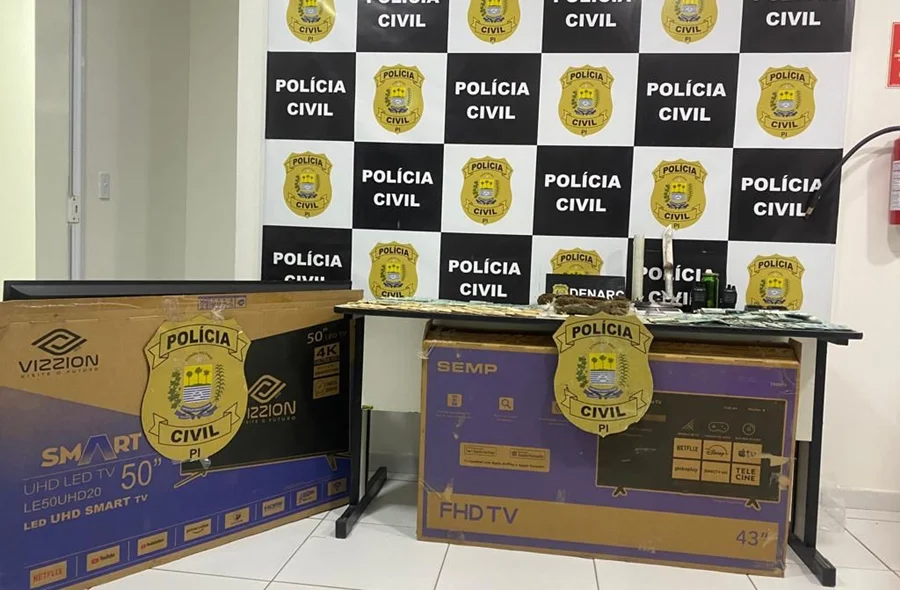 Material apreendido na ação