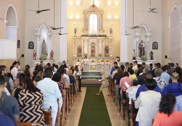 Missa pelo aniversário de Teresina
