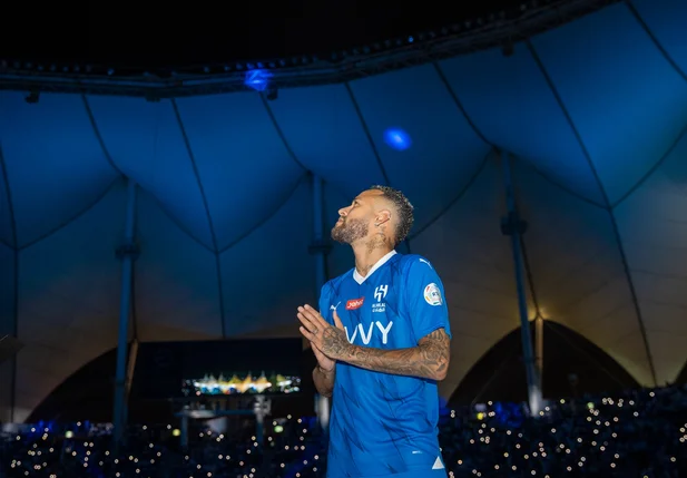 Neymar é apresentado no Al-Hilal