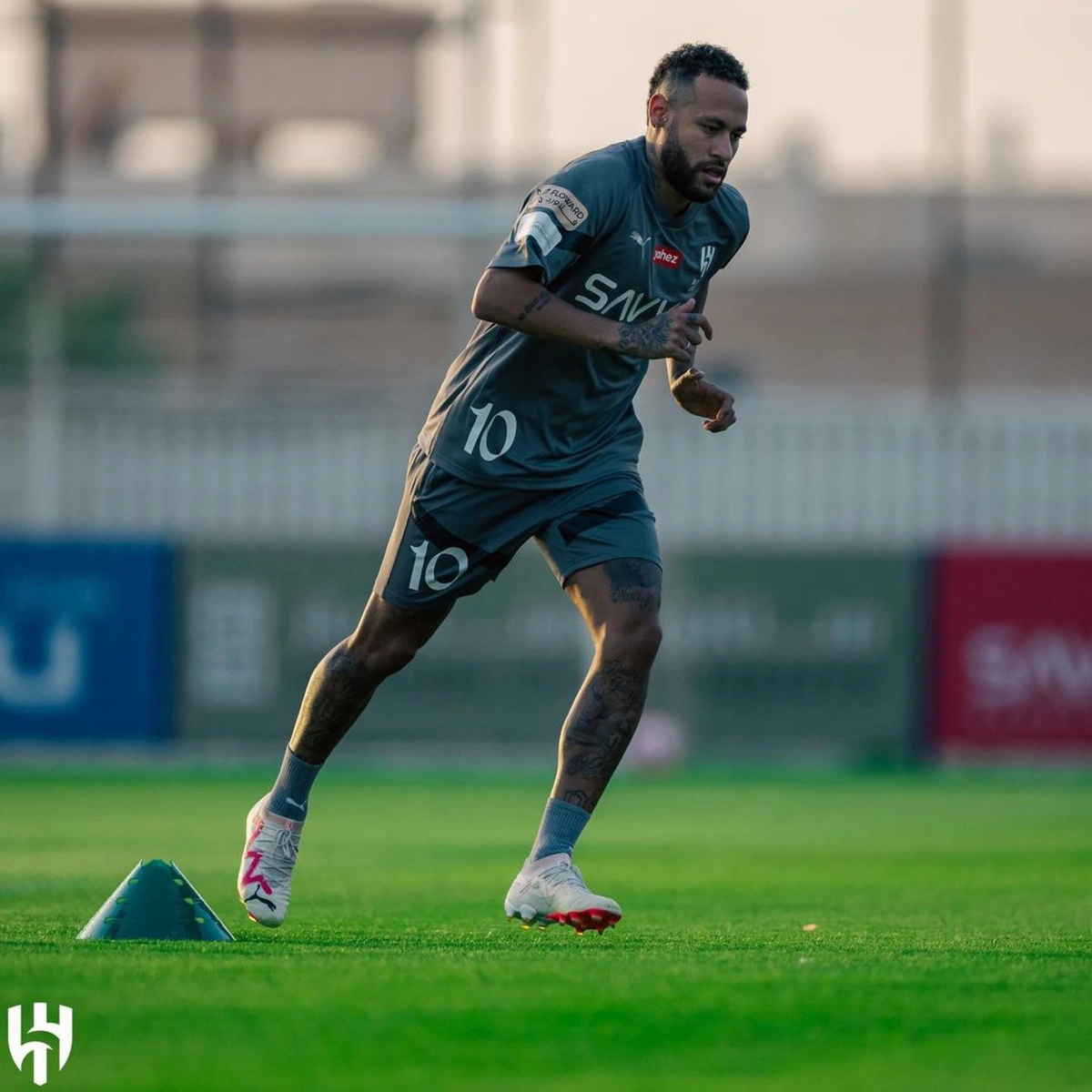 Neymar em treinamento no Al Hilal