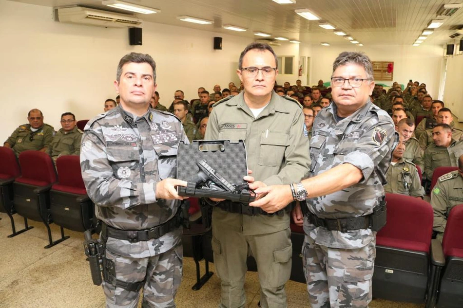 O Comandante-Geral da Polícia Militar do Piauí, Coronel Scheiwann Lopes, esteve presente na ocasião.