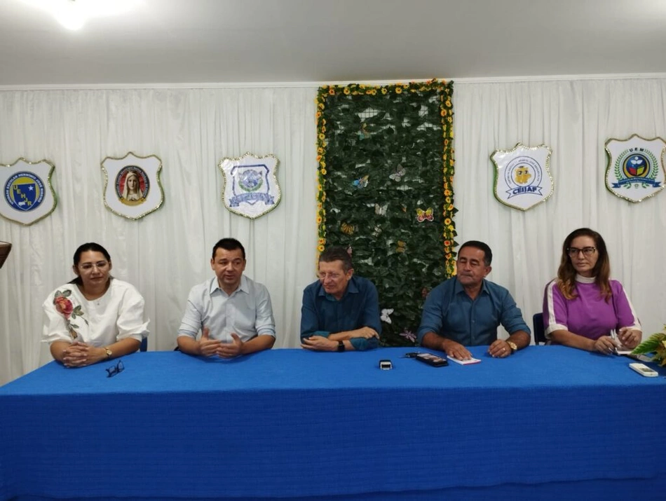 o Gerente da UPPDT, Helder Freitas, com o objetivo de apresentar aos envolvidos na gestão municipal os eixos de trabalho do programa Cidade Empreendedora