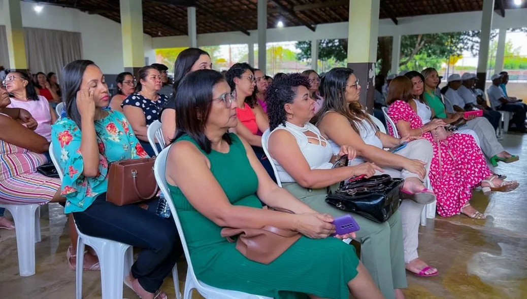 Os cursos têm o objetivo de capacitar os alunos em áreas essenciais para atender às demandas locais.