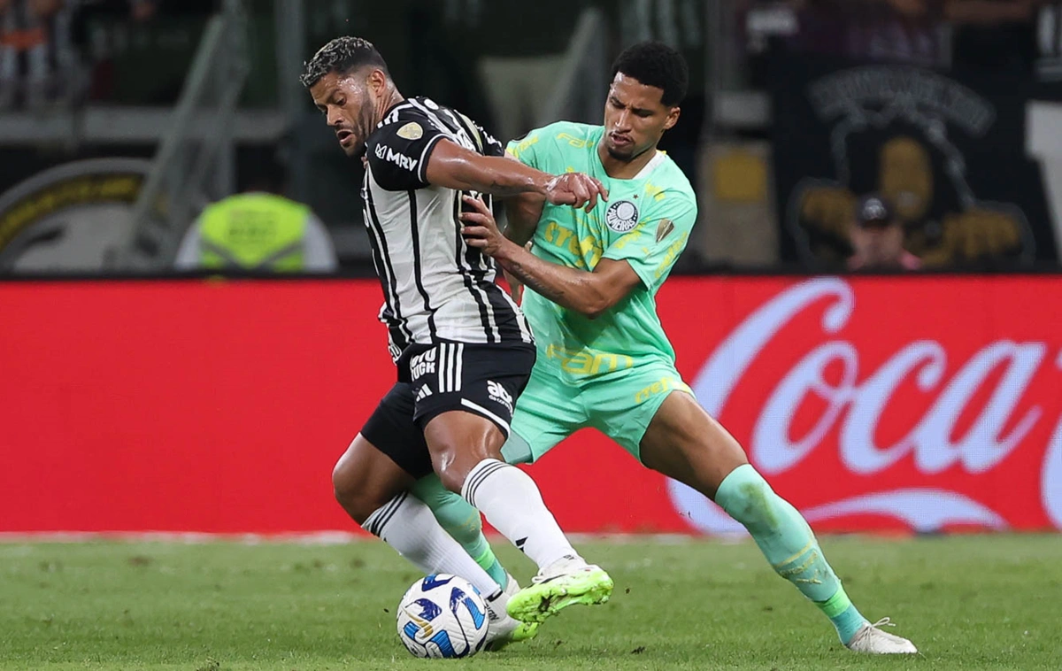 Palmeiras e Atlético Mineiro se enfrentam nesta quarta (09)