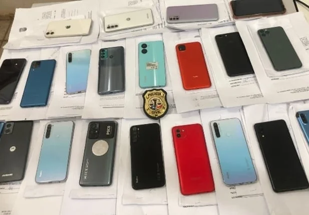 Policia realiza a devolução de 35 celulares roubados em Timon