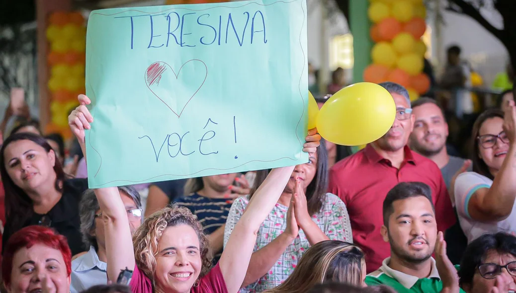 População feliz com a ação da prefeitura