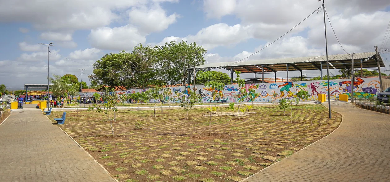Praça Tenha Fé foi revitalizada