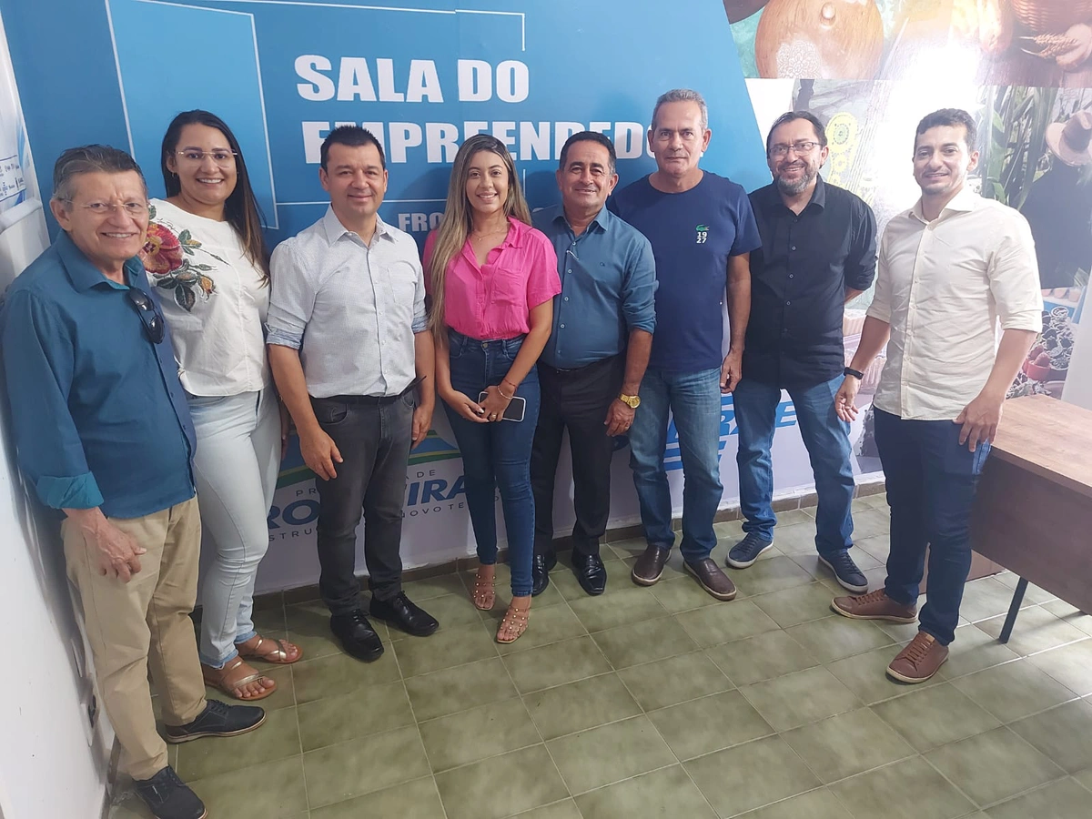 Prefeito Eudes recebe gerente do Sebrae e discute eixos de trabalho do programa Cidade Empreendedora