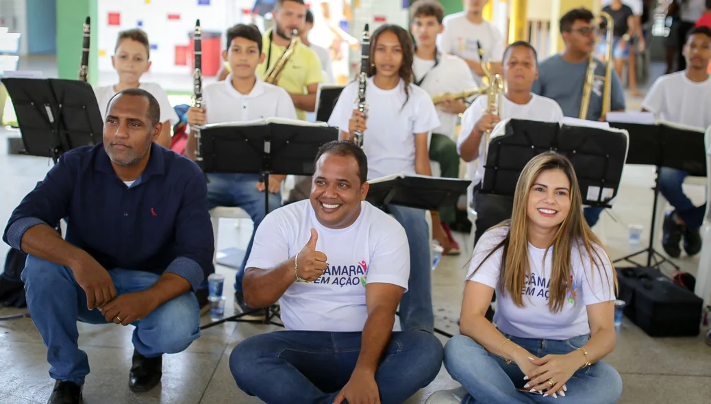 Presidente da câmara ao lado da Vereadora Pollyana Rocha
