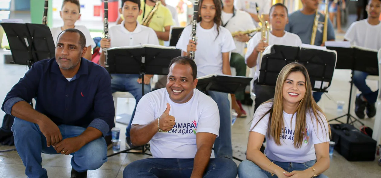 Presidente da câmara ao lado da Vereadora Pollyana Rocha