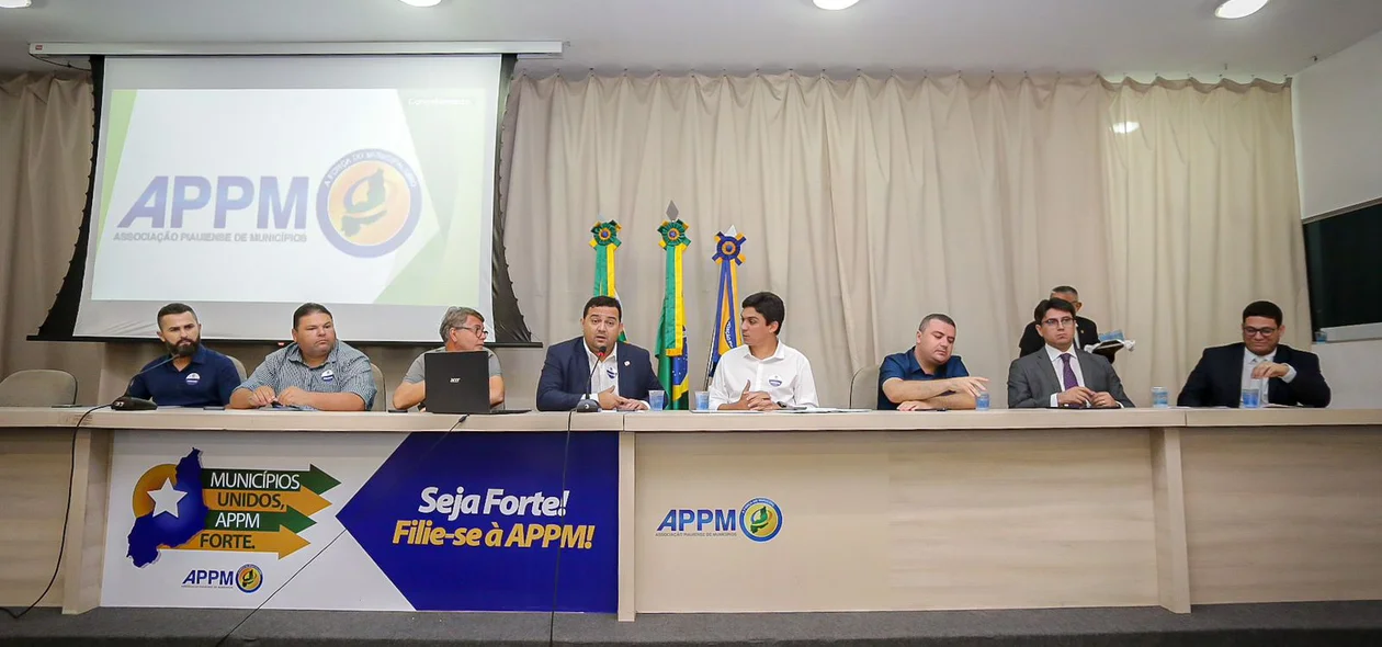 Reunião na sede da APPM