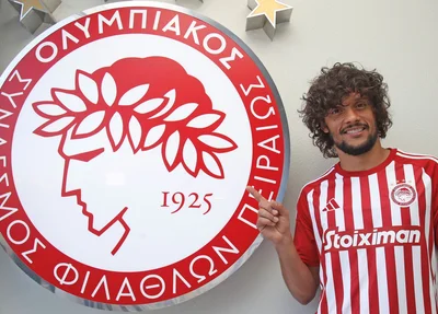 Scarpa é anunciado pelo Olympiacos, da Grécia