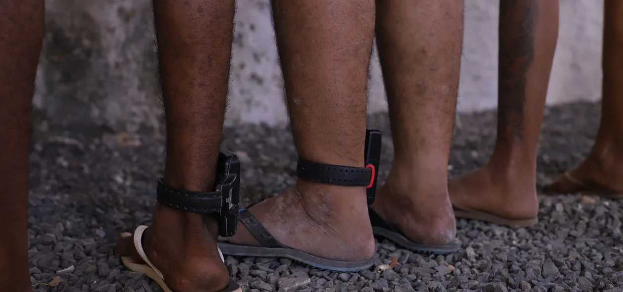 Segundo o DRACO, há vários presos monitorados por tornozeleira eletrônica