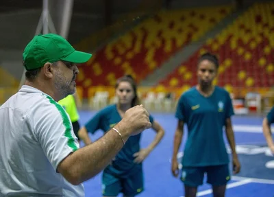 Seleção brasileira de futsal feminino na Arena Sorocaba