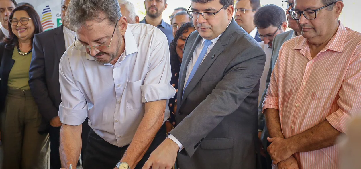 Solenidade de assinatura da expansão do metrô da capital