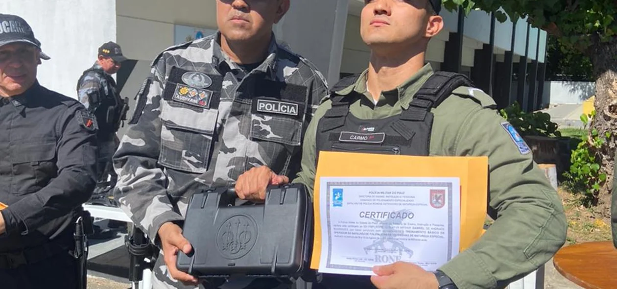 Solenidade de formatura aconteceu nesta segunda (14)