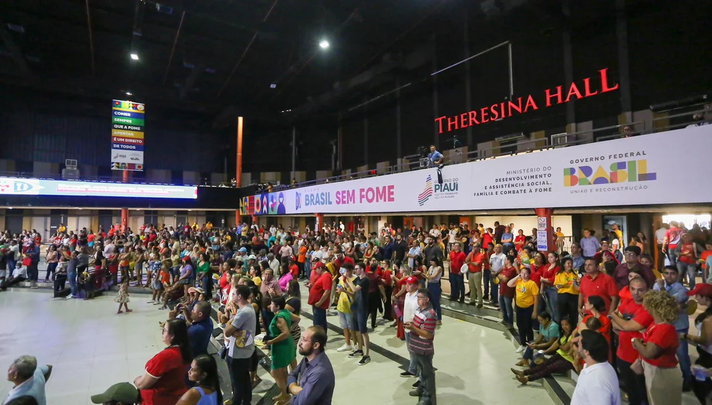 Theresina Hall recebeu presidente Lula em lançamento de programa em Teresina