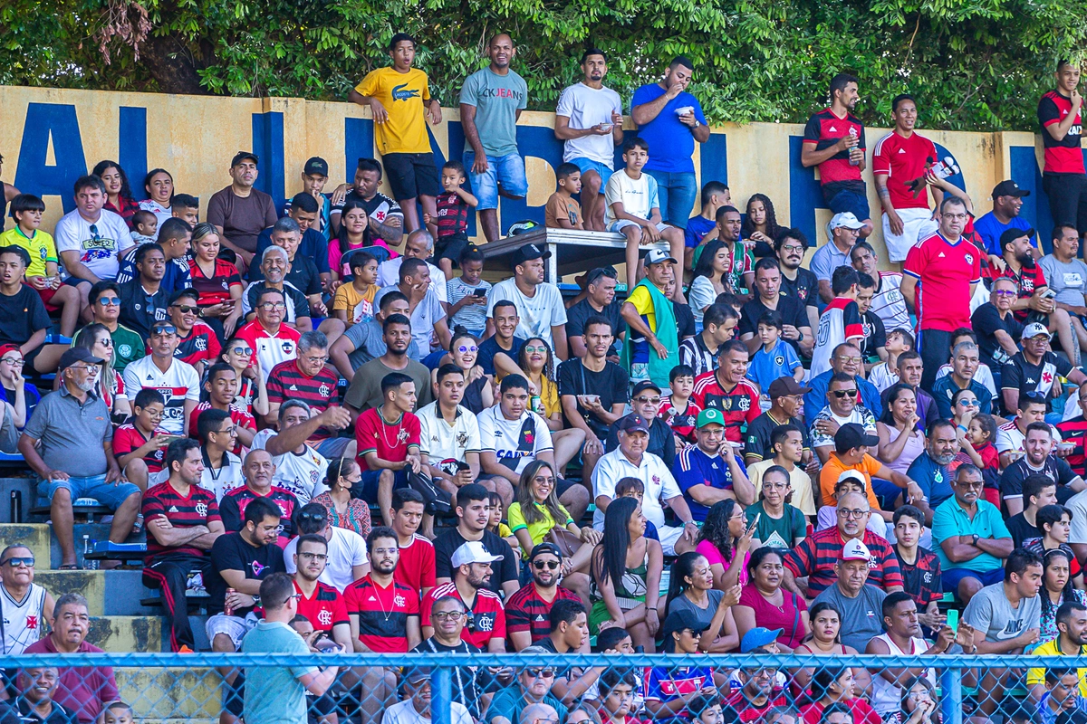 Torcida compareceu aos estádio