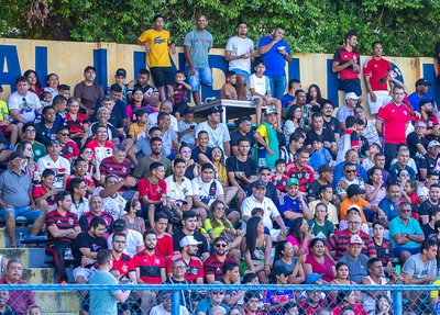 Torcida compareceu aos estádio