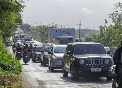 Trânsito ficou congestionado no local
