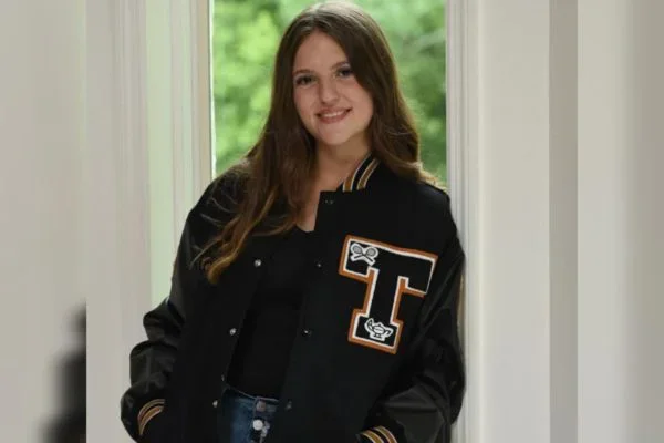 Uma jovem identificada como Megan Ebenroth, de 17 anos, morreu nos EUA após contrair uma rara infecção pela ameba "comedora de cérebro"