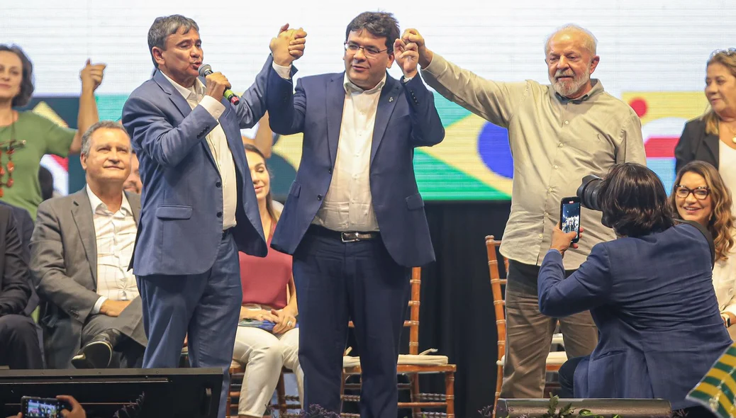 Wellington Dias, Rafael Fonteles e Lula fortalecem aliança durante evento em Teresina