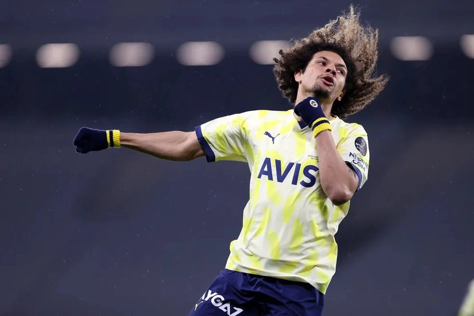William Arão