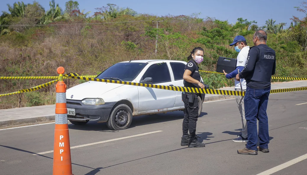 A PM isolou a área para realização do trabalho de perícia na cena do crime