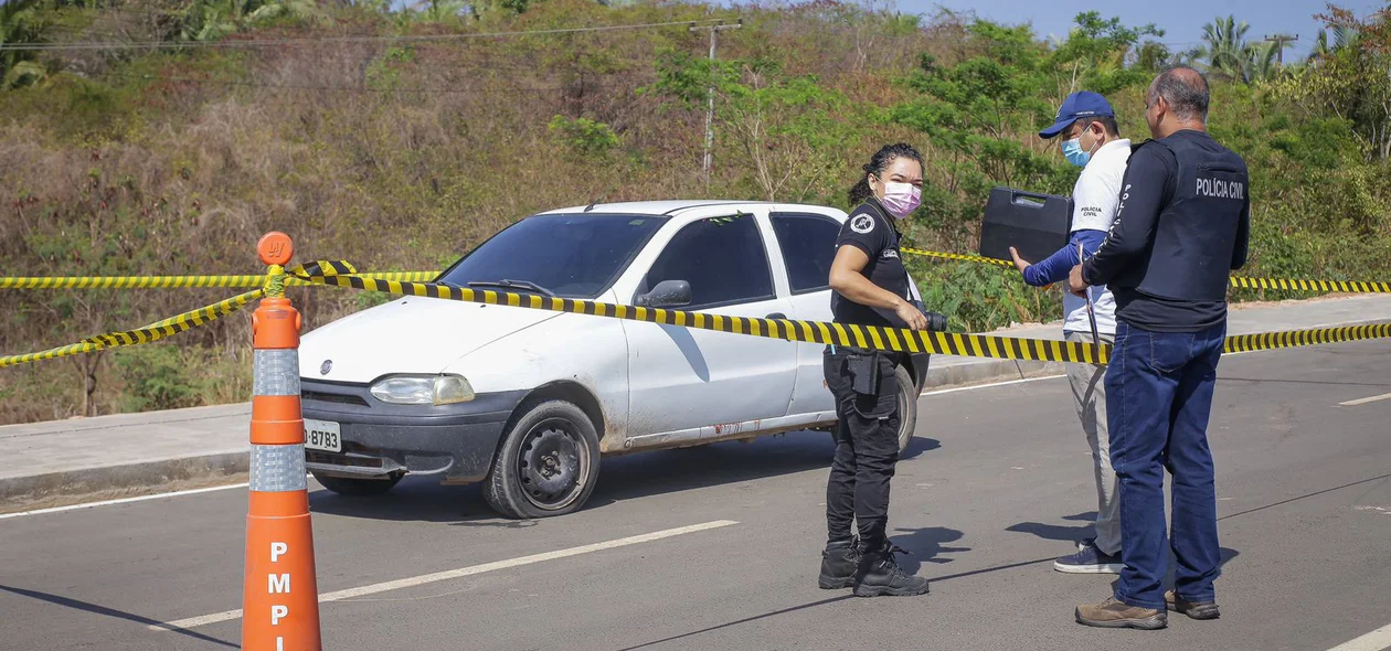 A PM isolou a área para realização do trabalho de perícia na cena do crime