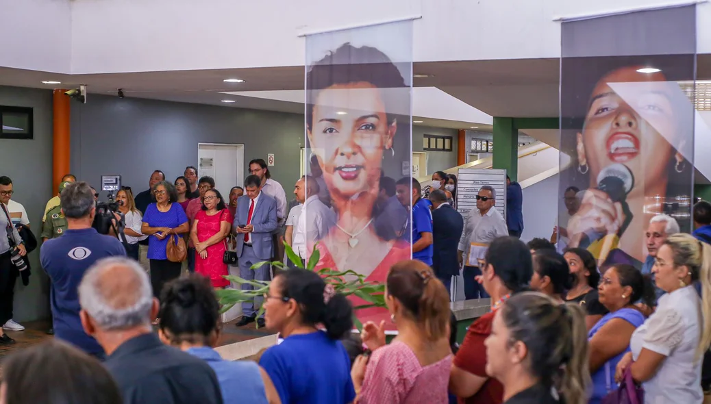 A sessão solene homenageia Francisca Trindade na CMT
