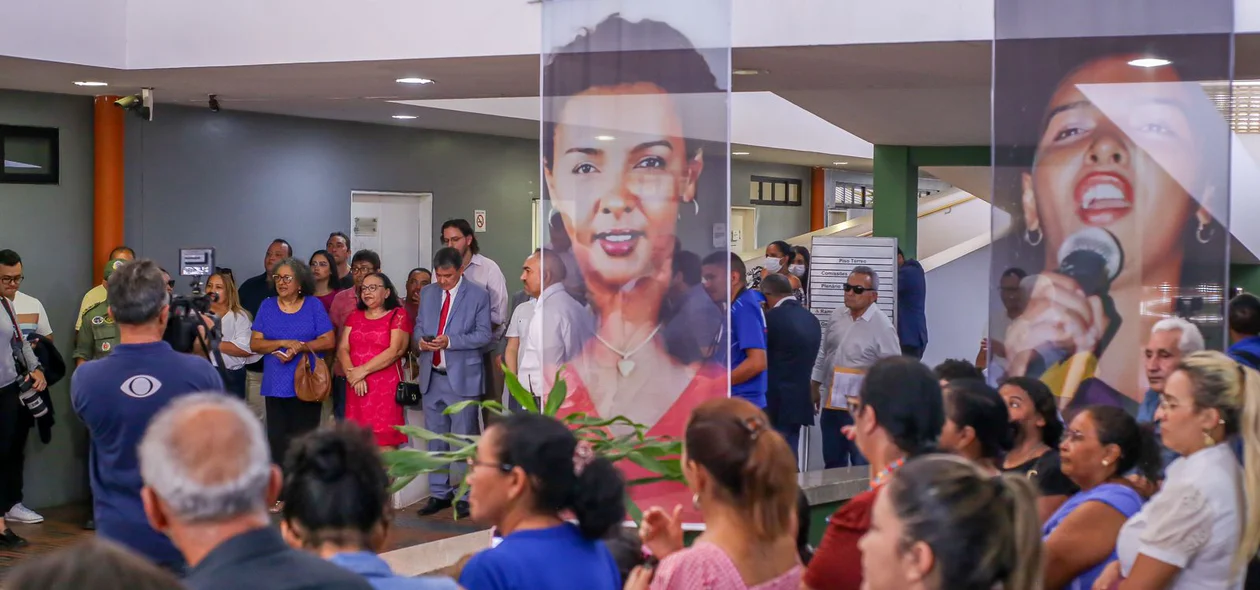A sessão solene homenageia Francisca Trindade na CMT