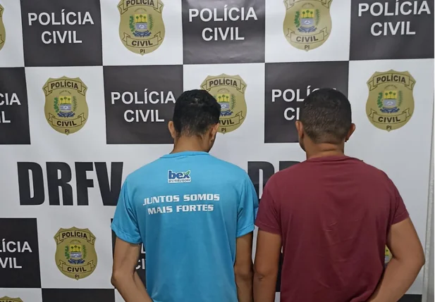 Acusados presos pelo Departamento de Roubo e Furto de Veículos