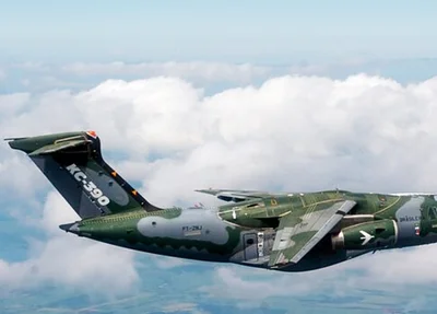 Aeronave C-390 da embraer, comprada pelo Áustria