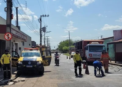 Agentes de trânsito no Poti Velho