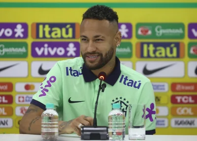 Atacante Neymar