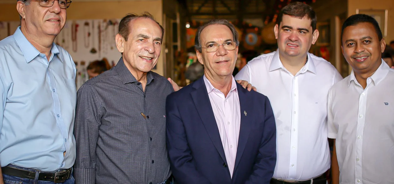 Autoridades durante o evento