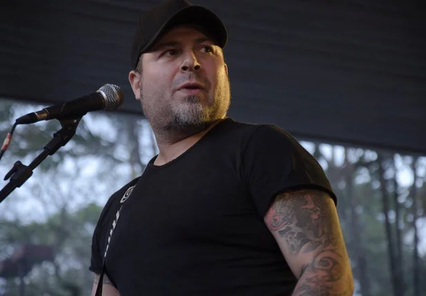 Baixista Mingau, da banda Ultraje a Rigor