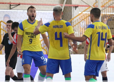 Brasil goleia Paraguai e avança para a final da Copa da Nações de Futsal