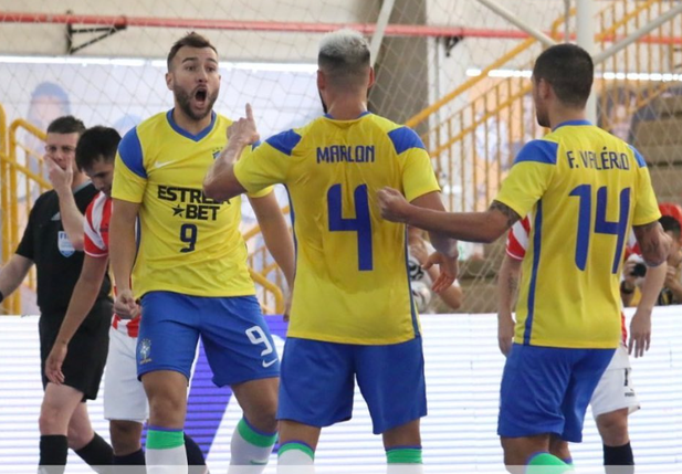 Brasil goleia Paraguai e avança para a final da Copa da Nações de Futsal