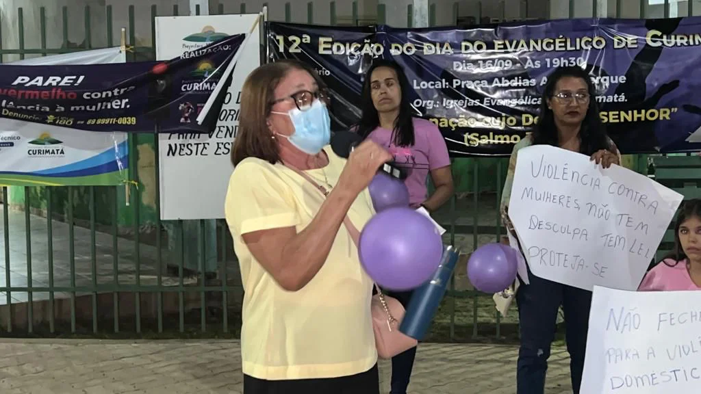 Caminhada em alusão ao Agosto Lilás em Curimatá