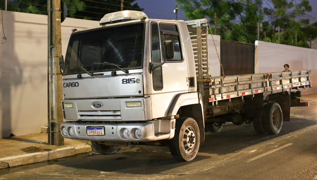 Caminhão utilizados pelos bandidos