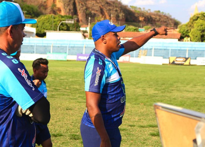 Carlos Alberto, técnico do Oeirense