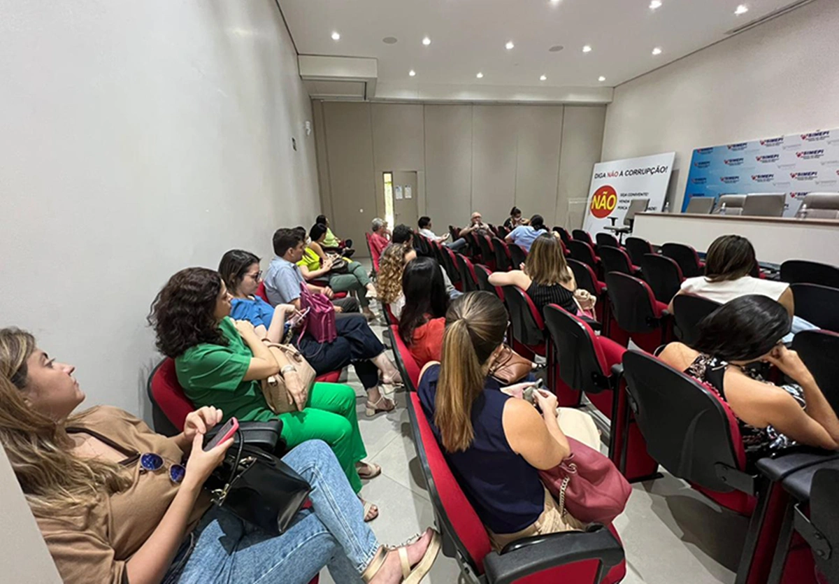 Categoria reivindica melhores condições de trabalho