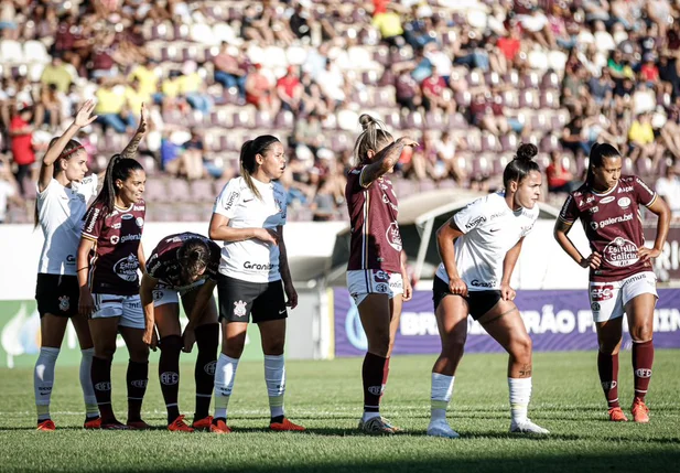 Corinthians e Ferroviária brigam pelo título do Brasileirão Feminino