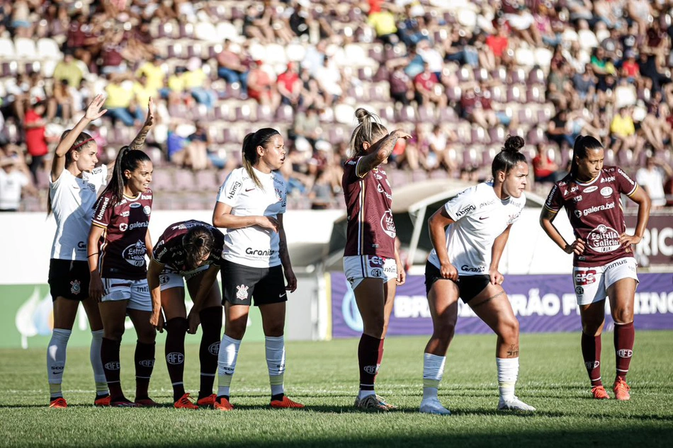 Corinthians e Ferroviária brigam pelo título do Brasileirão Feminino