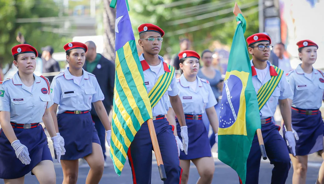 Estudantes no Desfile 7 de Setembro
